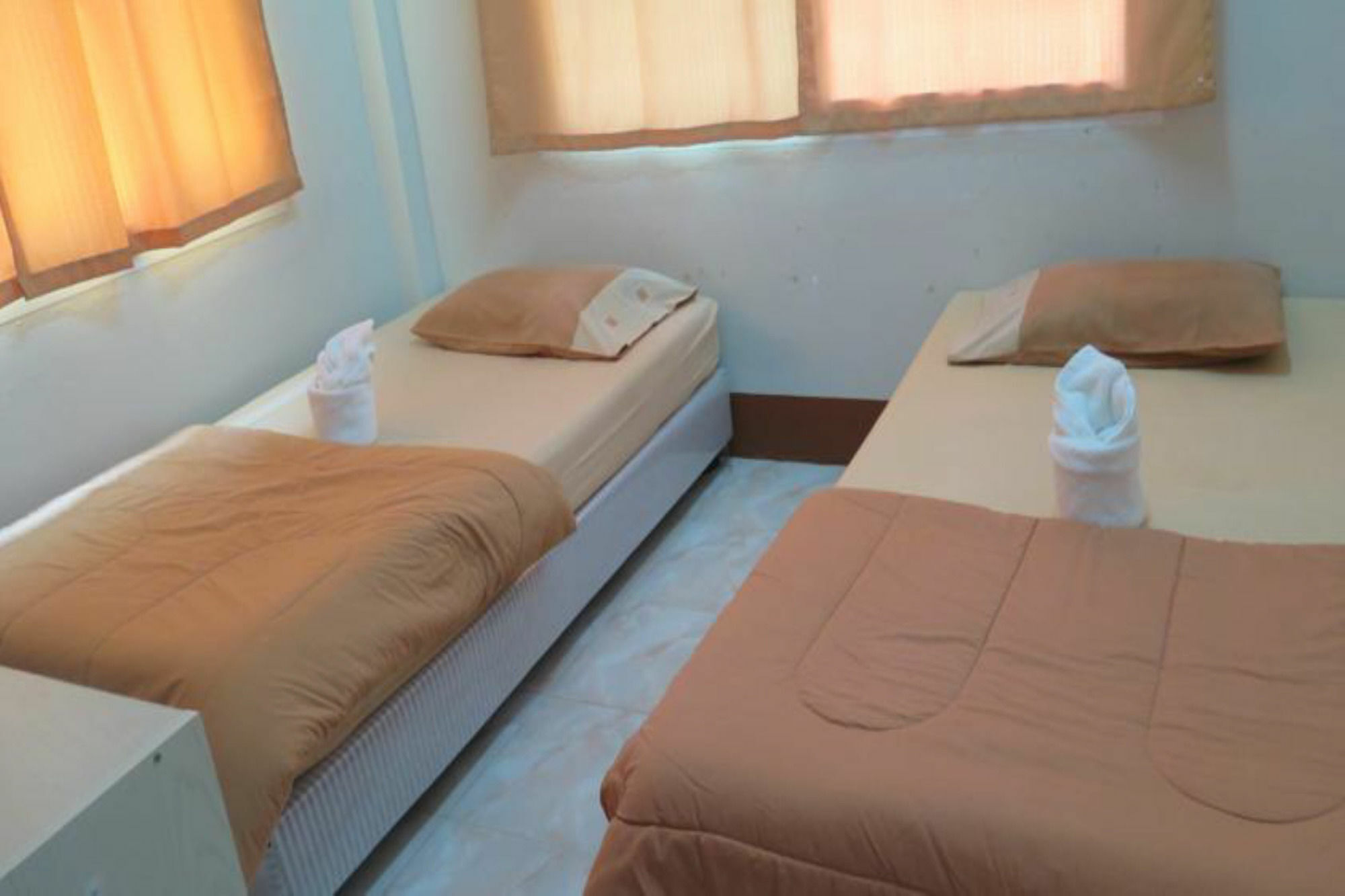 Hotel Nadpob Mansion Surat Thani Exterior foto
