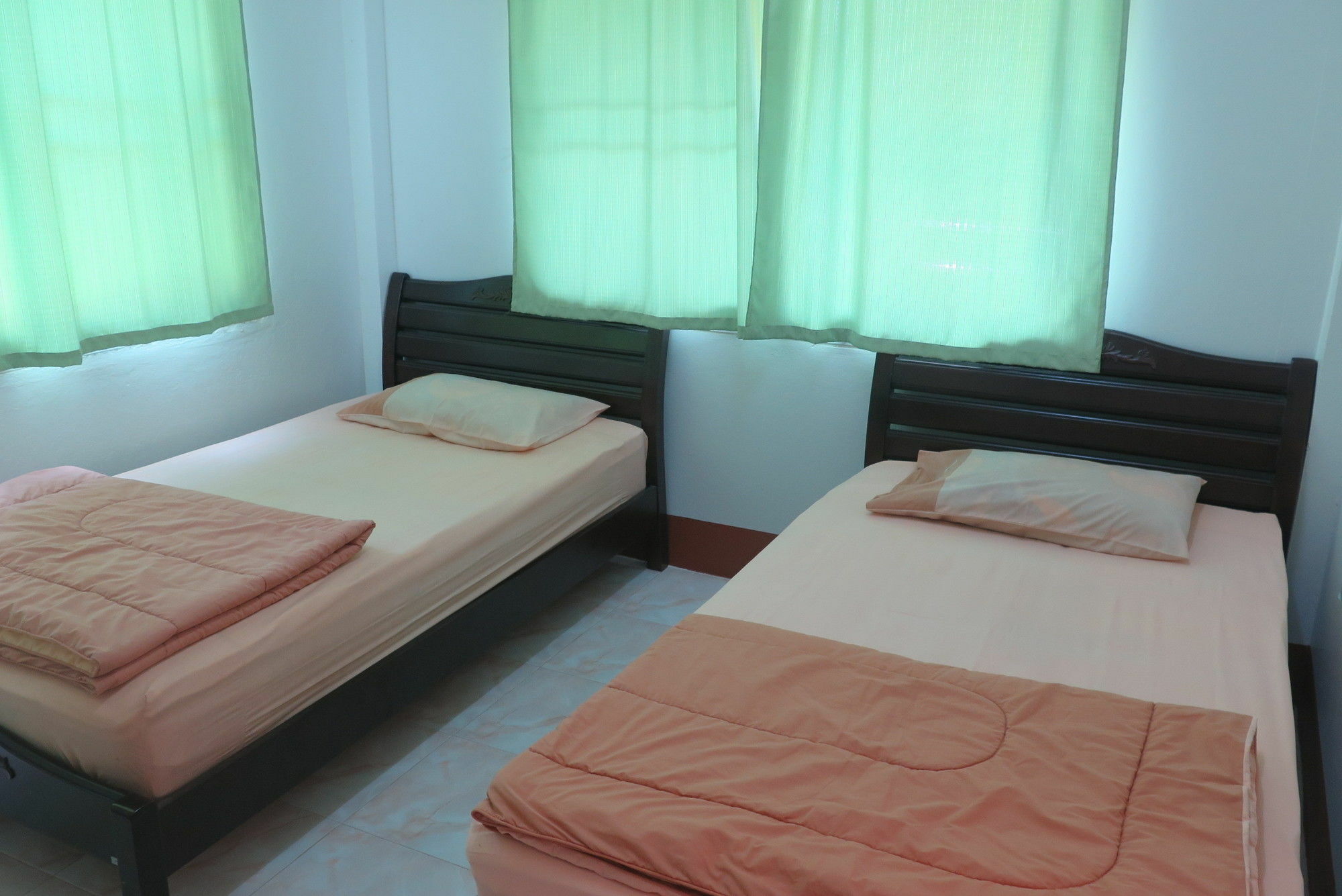 Hotel Nadpob Mansion Surat Thani Exterior foto
